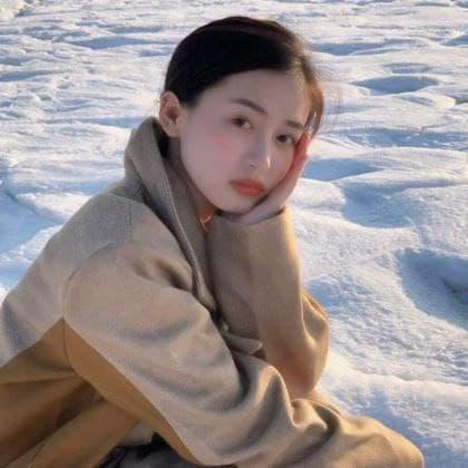 与 Jamie Young 激情浪漫的情侣性爱